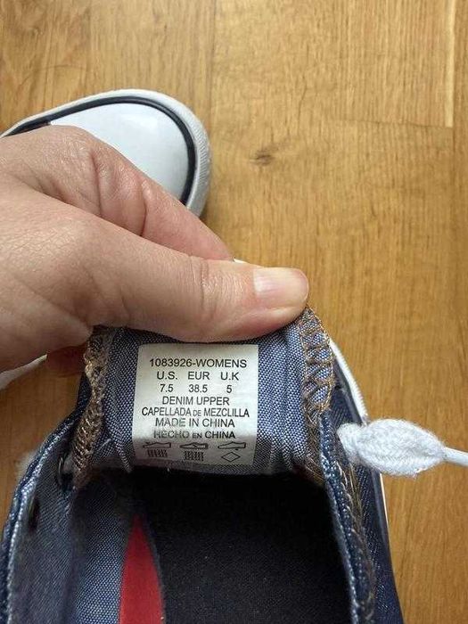 Кеди, кеды Levi's
