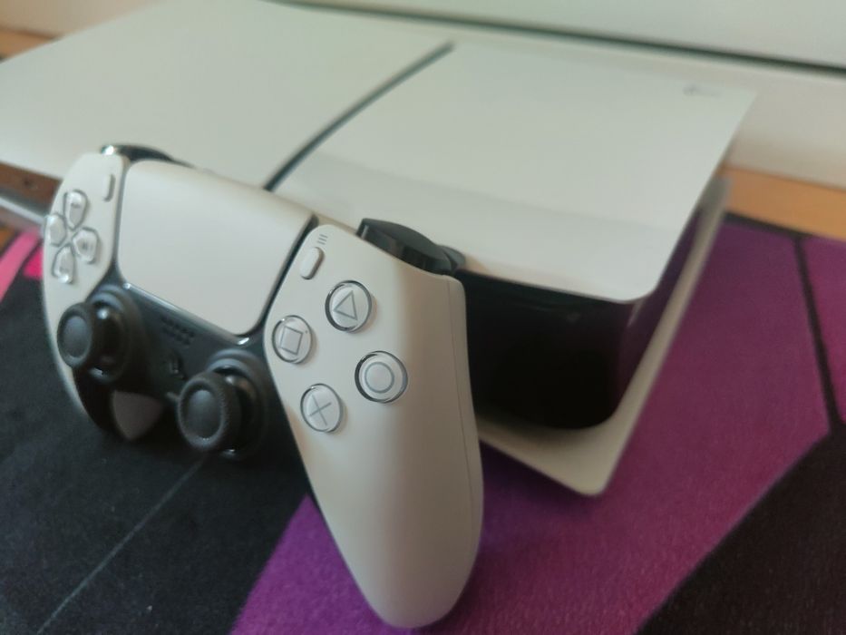 Consola PS5 Slim 1TB