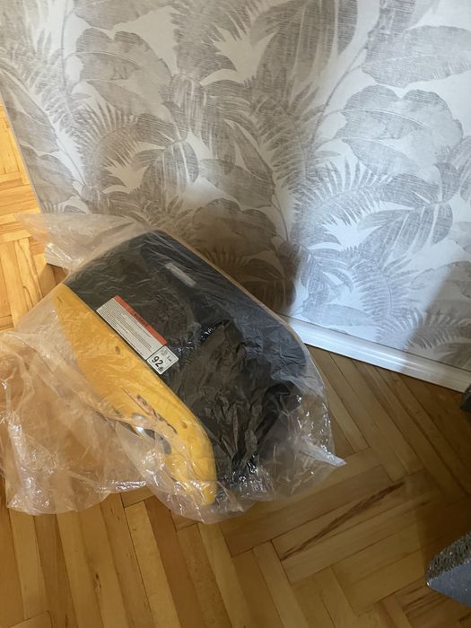 Продаю генератор інверторний