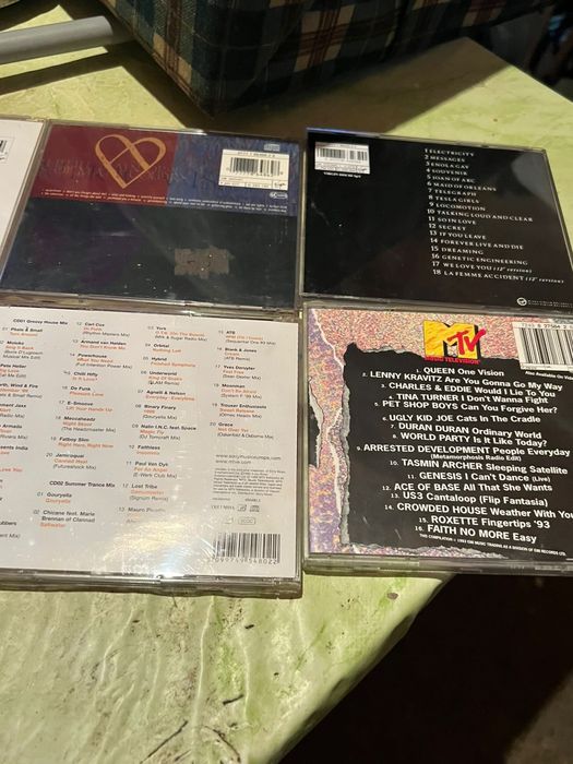 Lote 6 CDs Originais – Simple Minds, OMD, MTV Ibiza 99, MTV Greatest Hits e outros