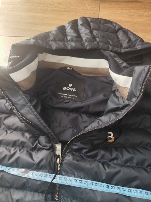 Nowa Męska kurtka jesienno zimowa S/M Hugo Boss granat kaptur