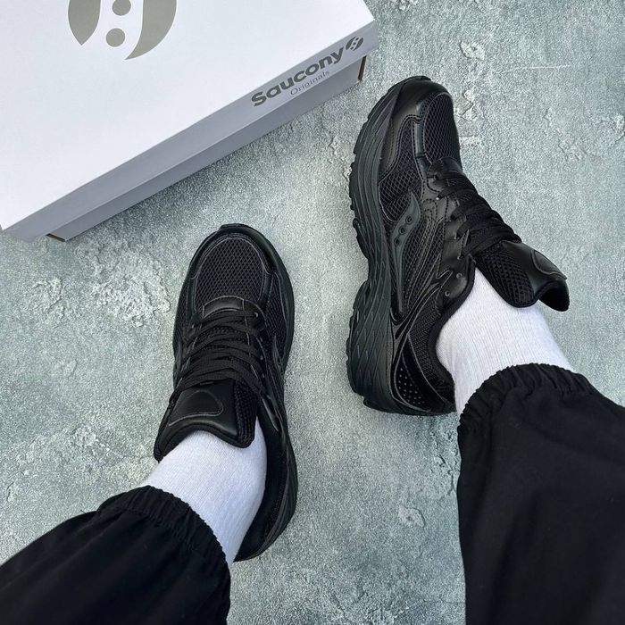 Кросівки Saucony Progrid Omni 9 Armor Black