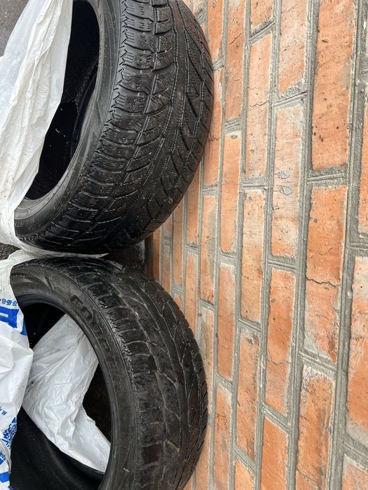 Зимова резина Cooper 235/50 18