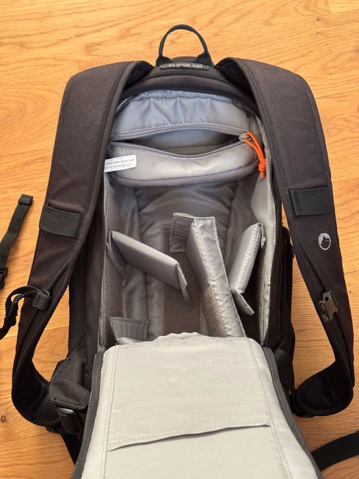 plecak fotograficzny Lowepro Flipside 200 czarny