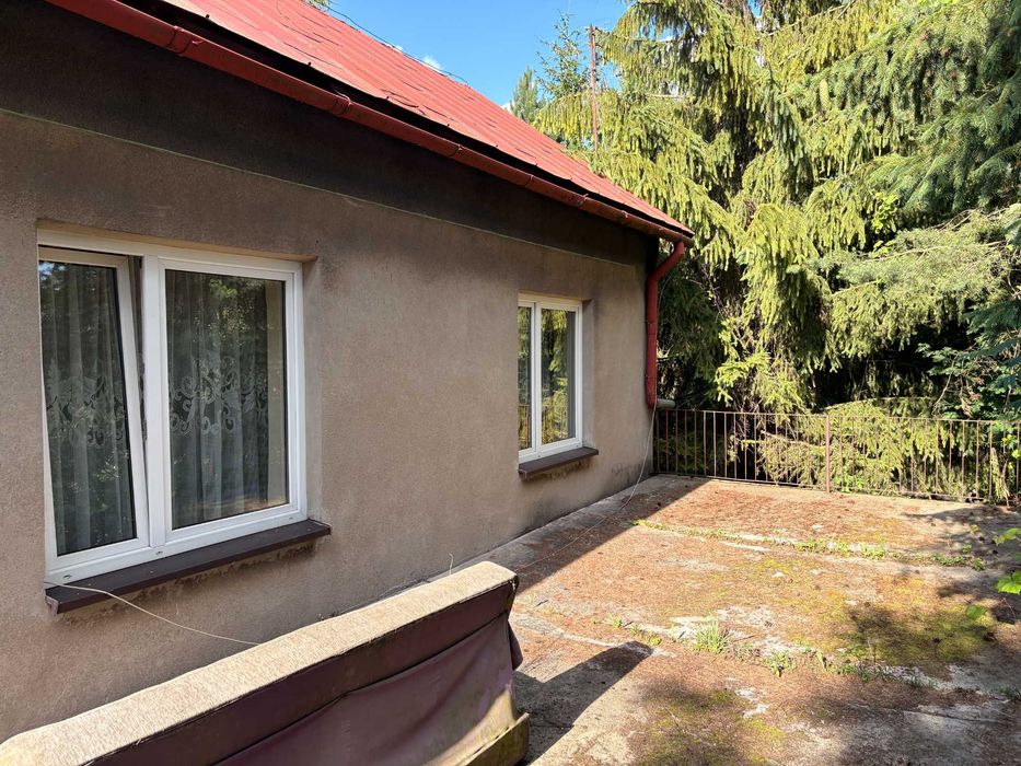 ## REZERWACJA ## Dom  jednorodzinny, stodoła -  Sławniów ul. Piaskowa 22