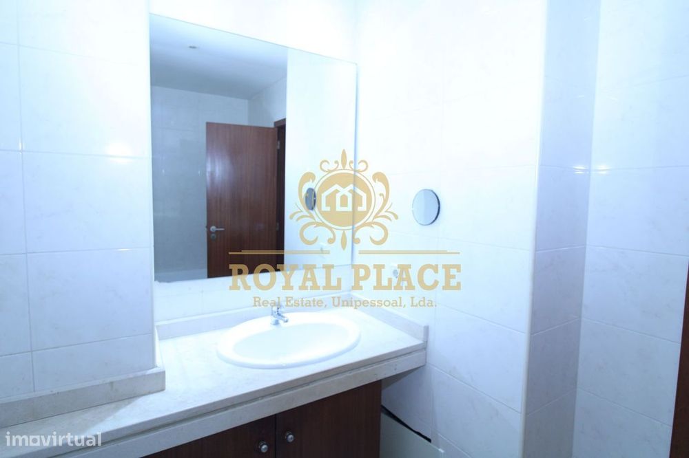Apartamento T2, Paços de Brandão