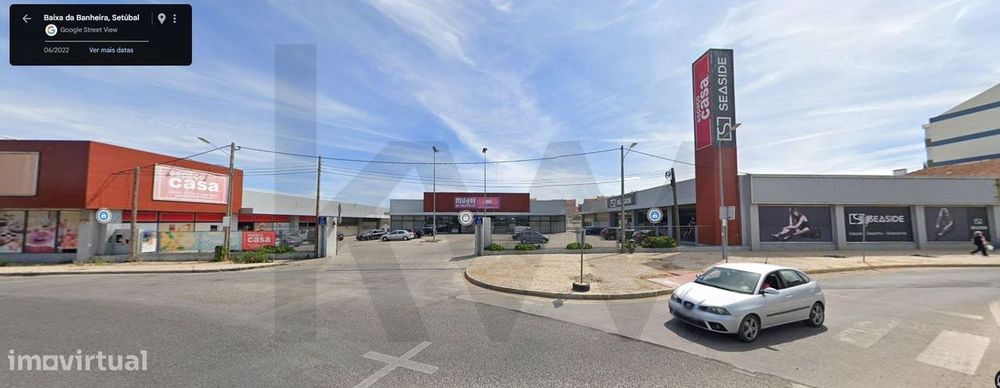 Arrendamento - Loja 360 m2 em Parque comercial da Baixa da Banheira