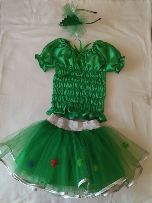 Продам костюм ялинки