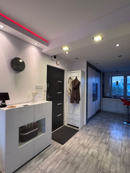 Studio 40 m², Centrum Słupska — duży balkon, widok na rzekę i zabytki