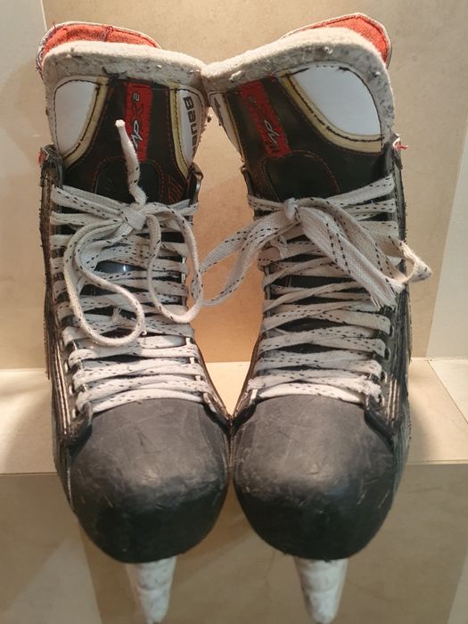 Bauer Vapor Apx2 7.5Ee 42.5 szerokie lyzwy hokejowe