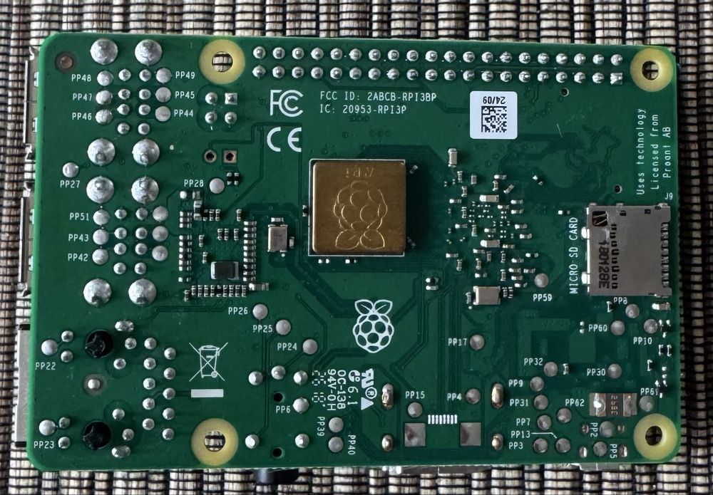 Raspberry Pi 3 Model B+