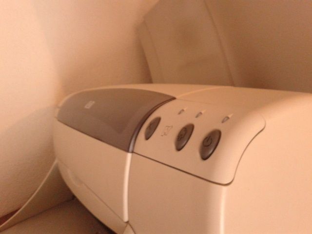 HP Deskjet 940c Printer (Like New)64553178584577122