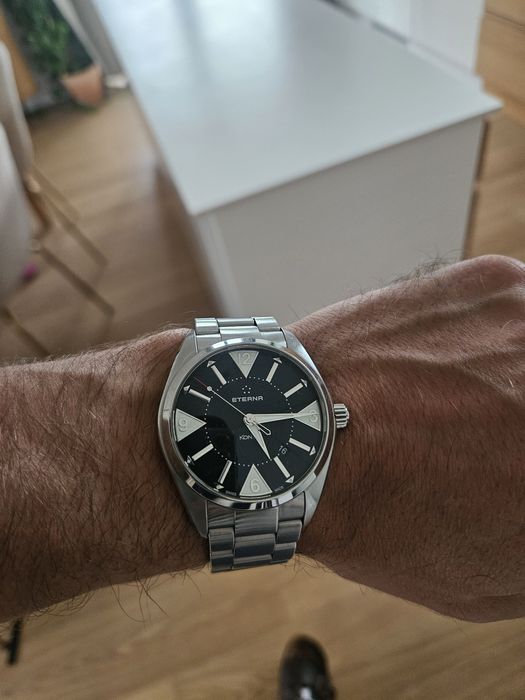 Eterna Kontiki Date.