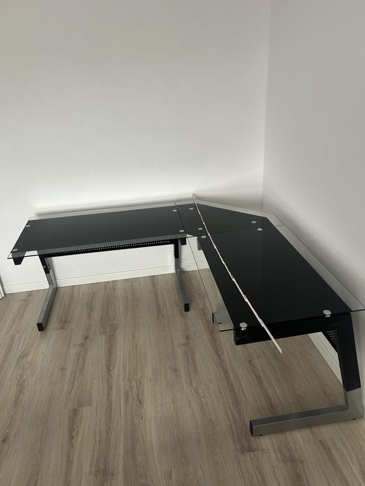 Biurko szklane typ L