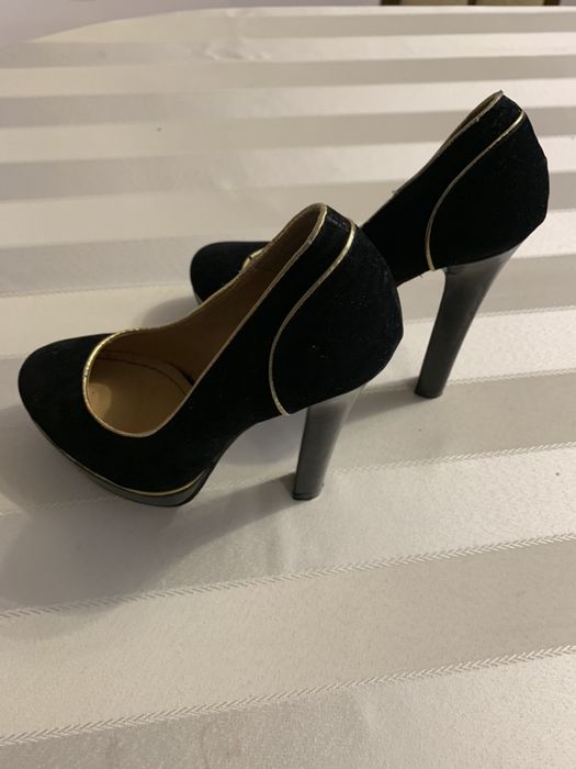 Buty zamszowe skórzane Belle Women rozm 36