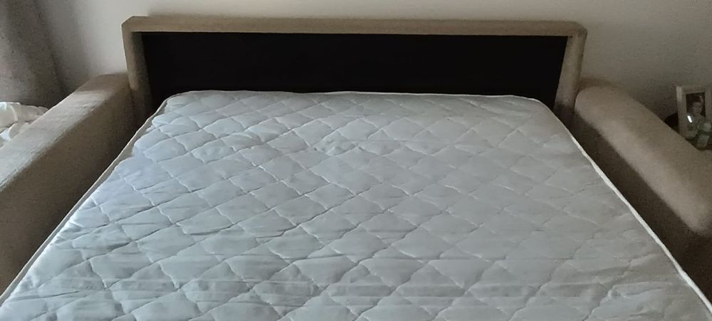 Sofá-Cama com colchão