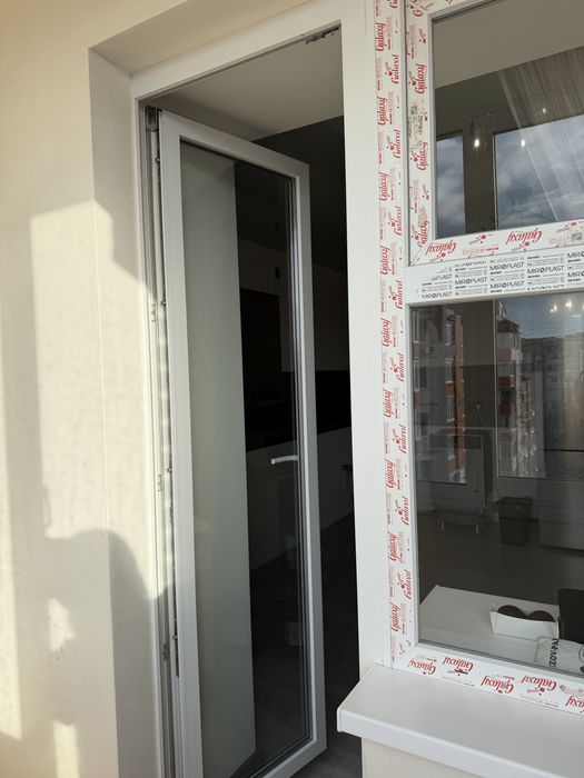 Балконні вікна і двері