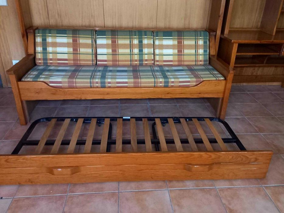Estúdio Completo – Sofá, Cama, Secretária e Armários