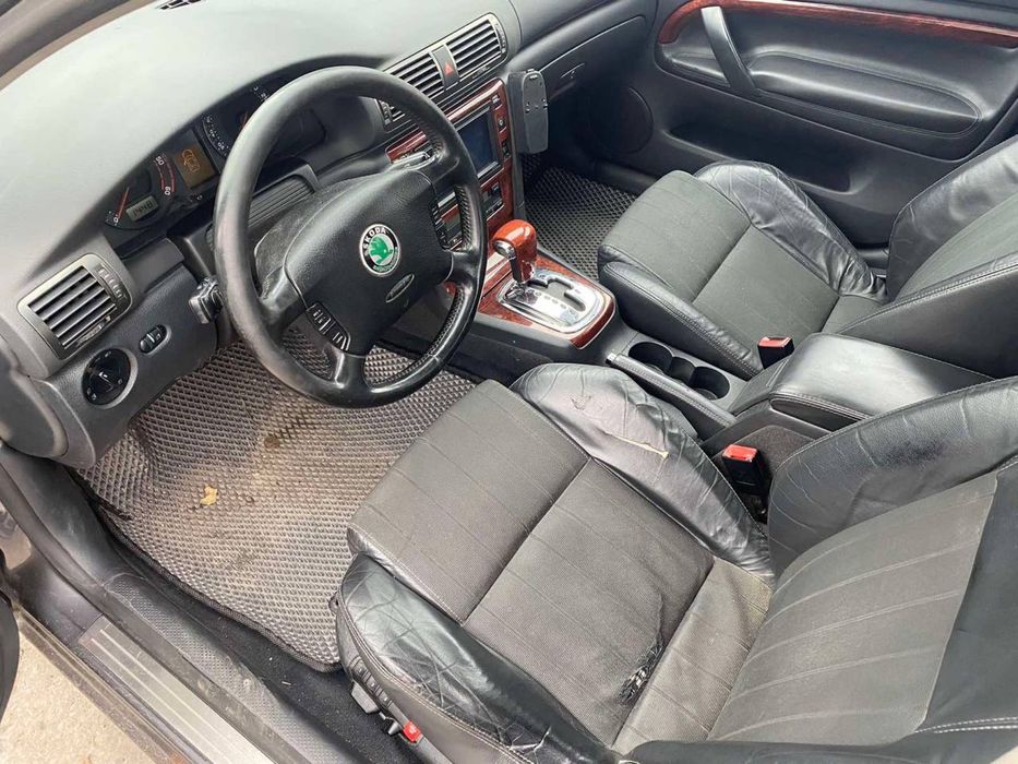 Продам  Skoda Superb 2.5 V6 diesel (MAX комплектація)