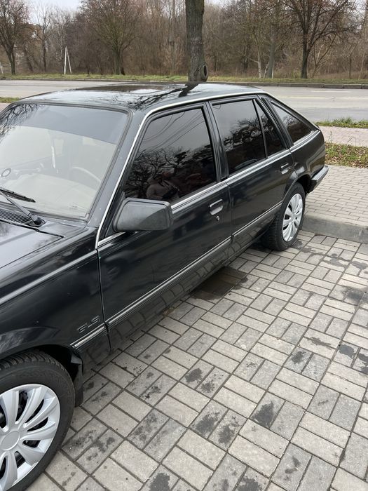 Opel Ascona 1.6 газ/безнин