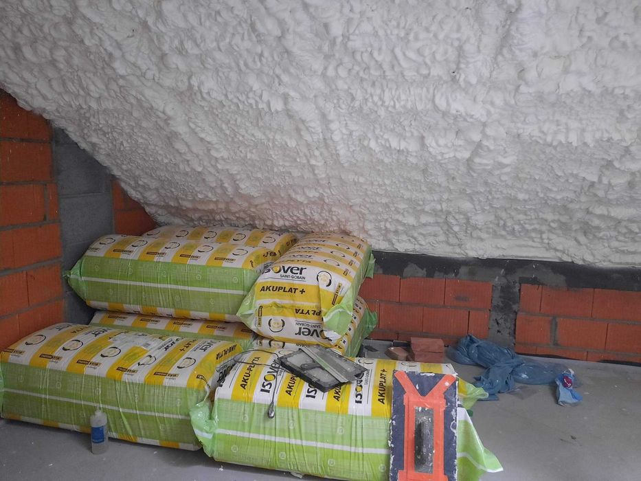 Docieplenie piana pur, pianowanie, pianka, ocieplanie ocieplenia