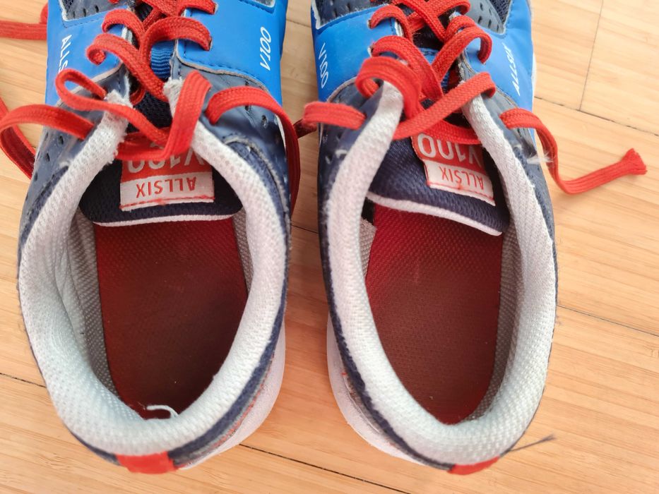 Buty chłopięce do gry na hali 38 plus klapki