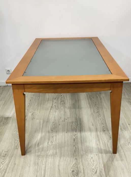 Mesa sala de jantar.