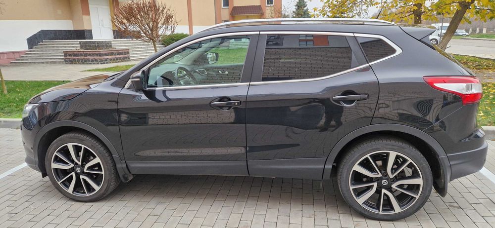 Nissan Qashqai J11