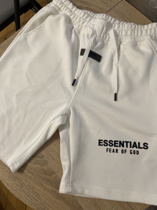 шорти essentials білі