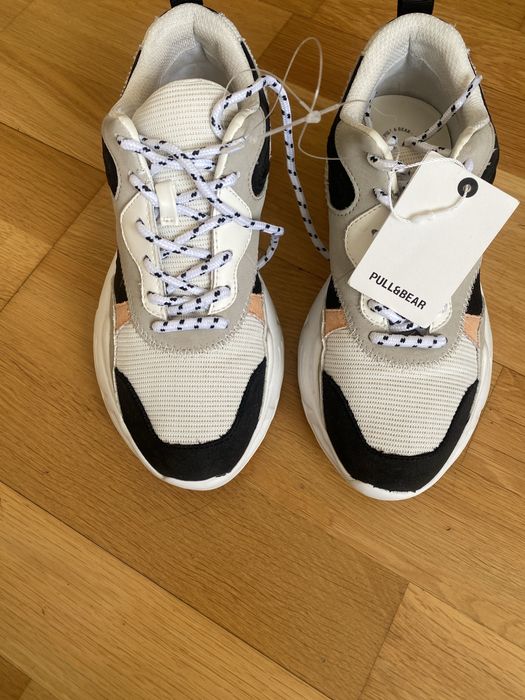 Жіночі кросівки 36 PULL &BEAR