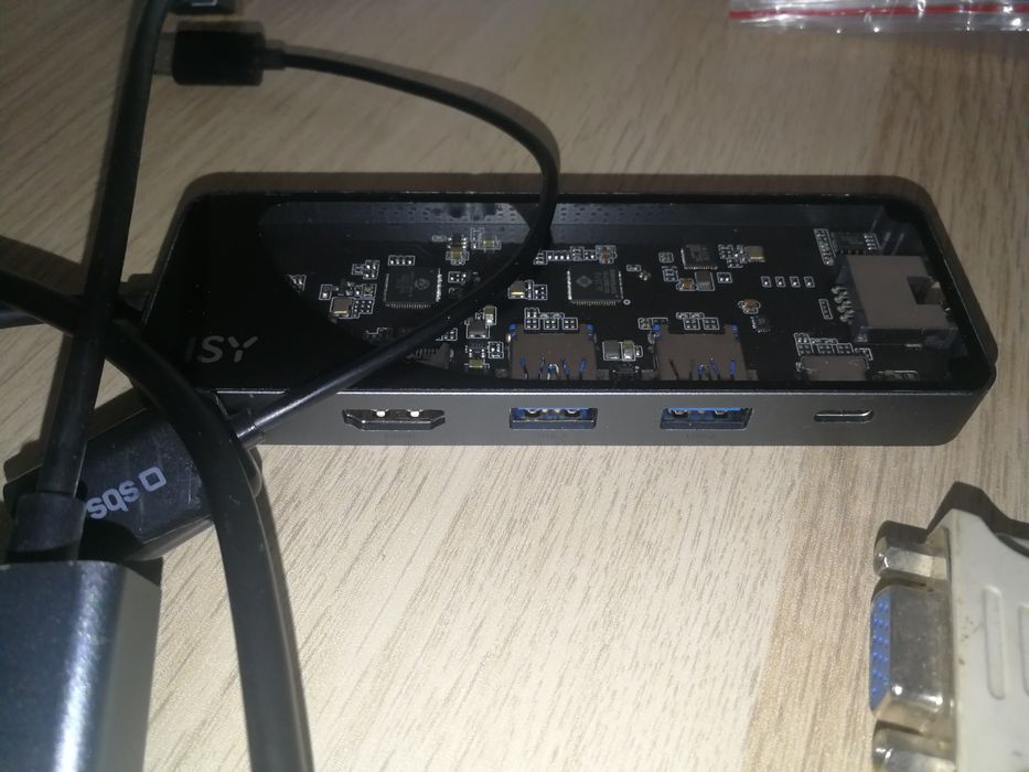 Duży zestaw przejściówek HDMI VGA LAN mHDMIdwi m USB Apple