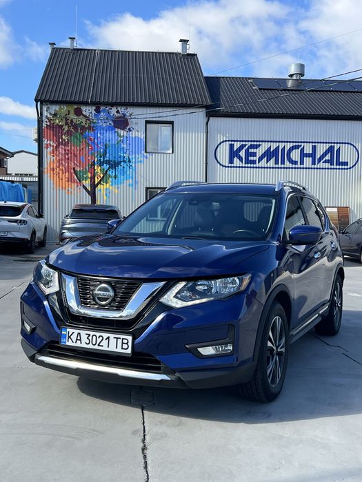 Nissan Rogue SL 2017 рік