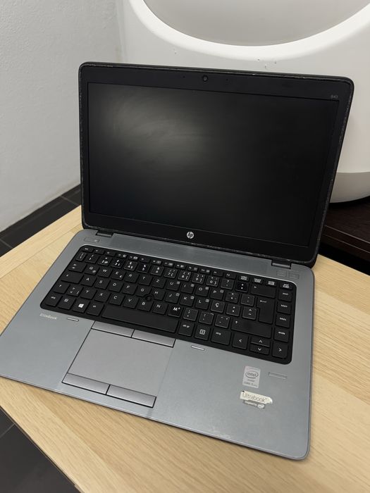 Portátil Hp 840 i5 8gb