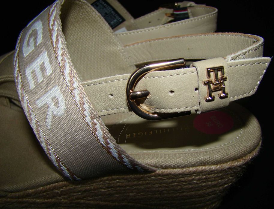 tommy hilfiger nowe sandały na koturnie espadryl z logo 38