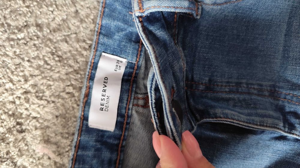 Skinny jeans Reserved r.36