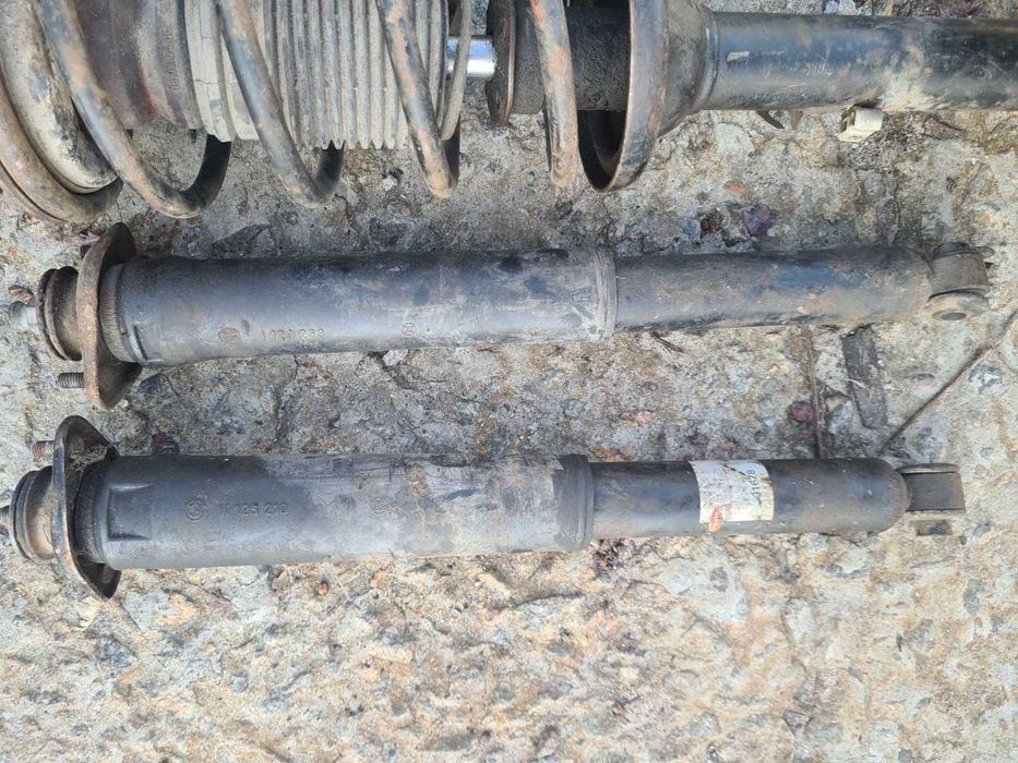 Стойки BMW e30 , ступицы,