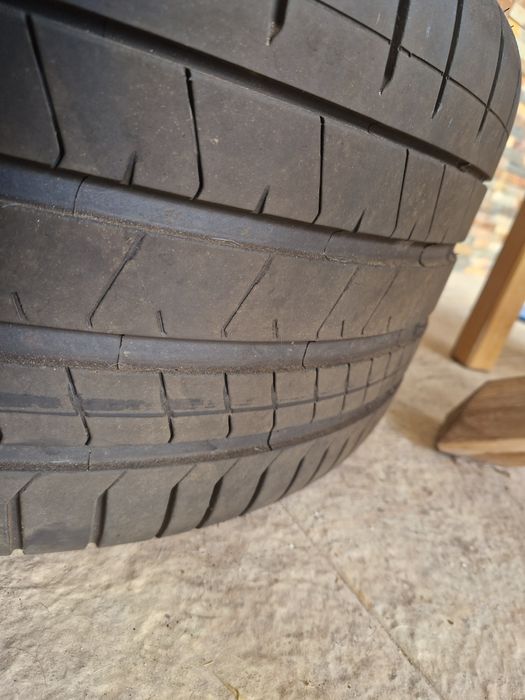 Jantes 22 com pneus - Porsche