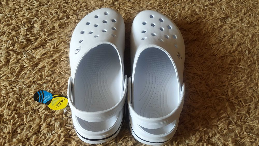 Білі Крокси Сабо DAGO (36-46р)