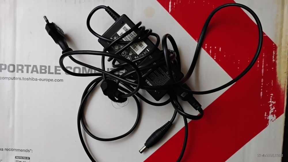 Laptop Toshiba satelite C660-1Cn