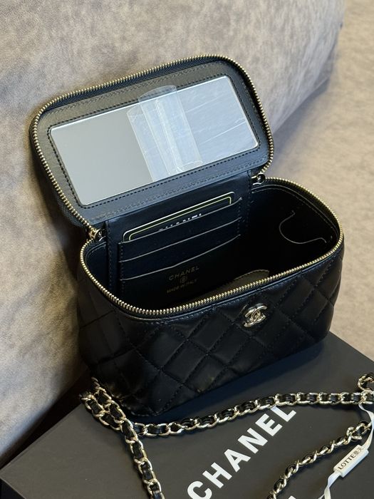 Жіноча Сумка Chanel lambskin шкіряна бочонок (оплата при отримані)