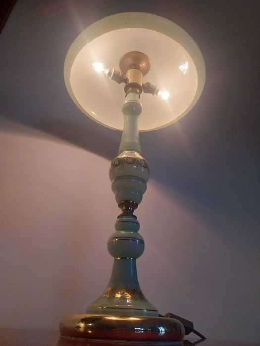 Candeeiro antigo de mesa