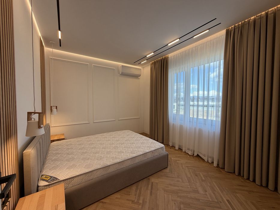 Продаж нового дизайнерського котеджу в ЖК New Village !