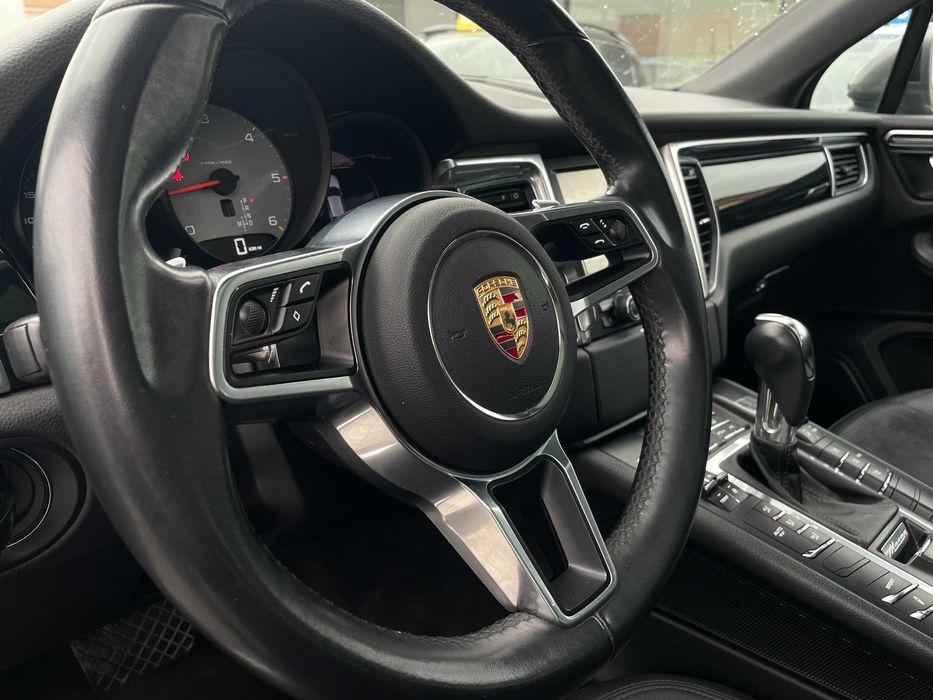 Porsche Macan S 3.0