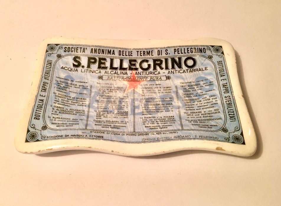 S. PELLEGRINO - raro (porcelana) anos 50 - 13,6x9,7x2,4 cm/s