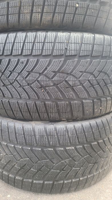 285 35 22/265 35 22 Goodyear UltraGrip Perfomance