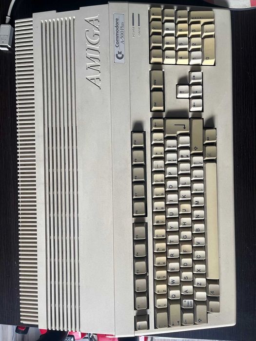 Commodore Amiga 500 Plus Cartoon Classics UK