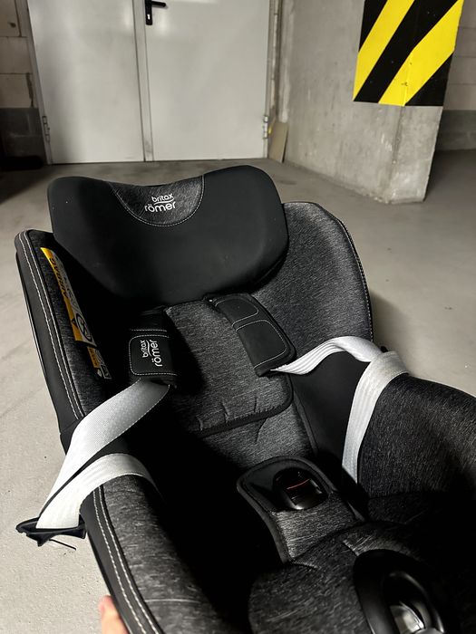 Fotelik, nosidełko+baza zestaw Britax Romer Baby-3 i-Size+Dualfix+Base