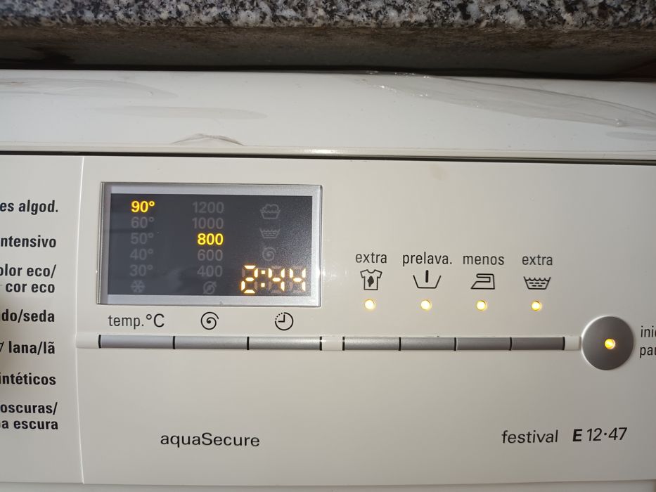 Máquina de lavar roupa Siemens WM12E470EE/01 6kg 1