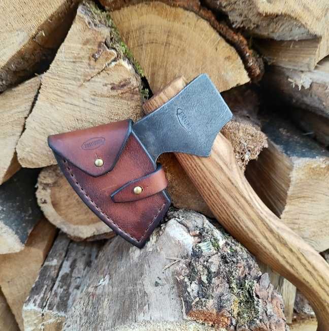 Кована сокира "Гарт" ручної роботи з чохлом, топор кованый с чехлом