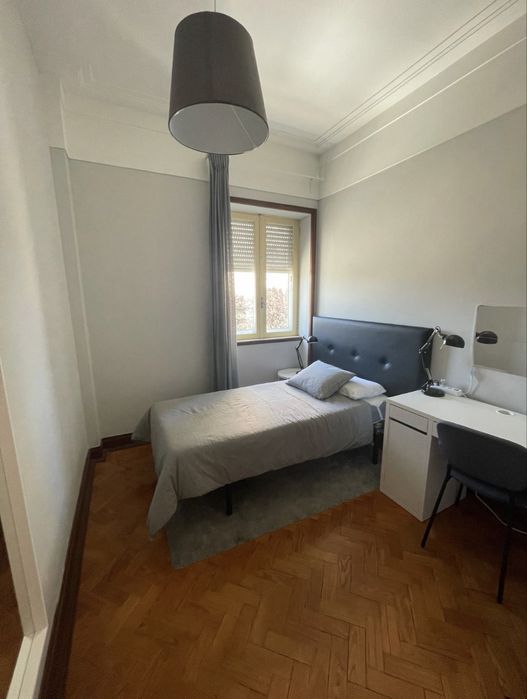 Quarto individual COM AR CONDICIONADO- CONTRATO  e despesas incluídas